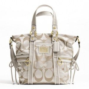 NWT Coach Sig Tote Cream/Lt. Khaki/White Gold HW
